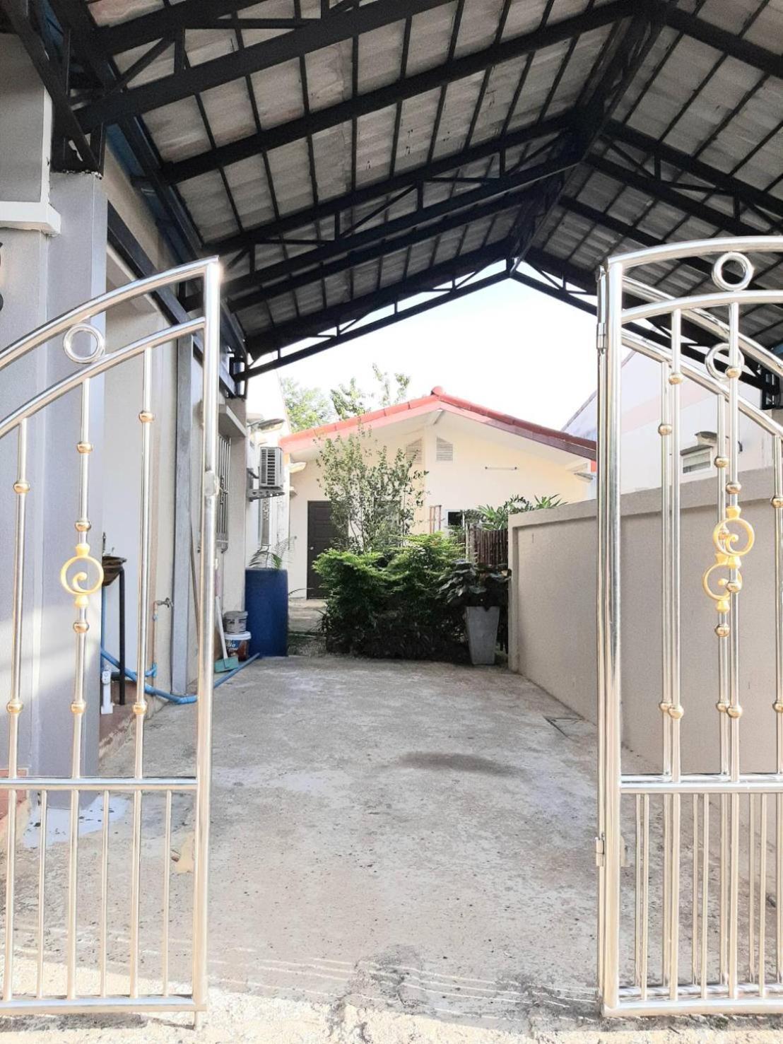 Rutcha Homestay Betong รัชชา โฮมสเตย์ เบตง Экстерьер фото